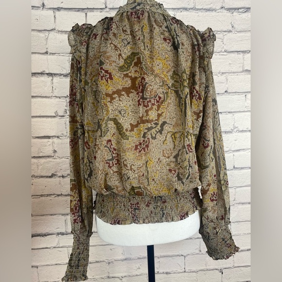 Elan Boho Smocked Long Sleeved Top size Medium - Picture 6 of 11